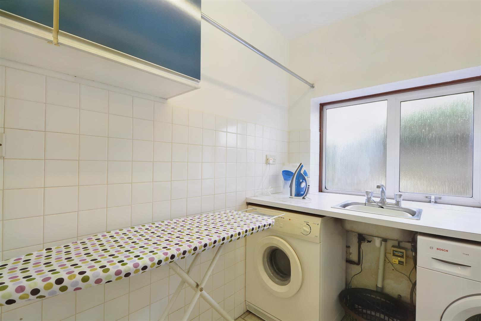 Claremont Avenue, Bramcote, Nottingham Robert Ellis Estate Agents